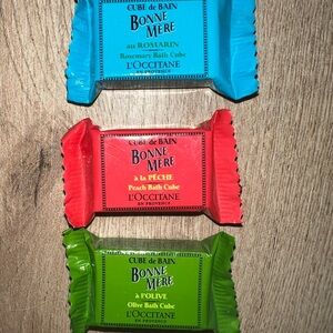 L'OCCITANE Bonne Mère Bath Cubes - Peach, Rosemary, Olive Turquoise, Red, Green